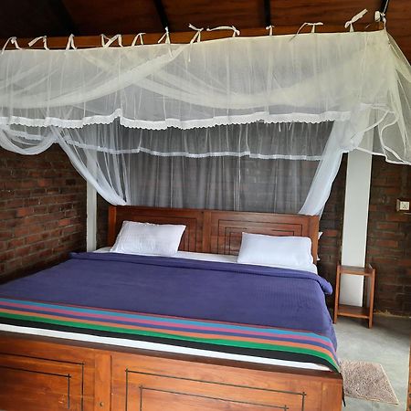 Shambala Retreat Panzió Ella Kültér fotó