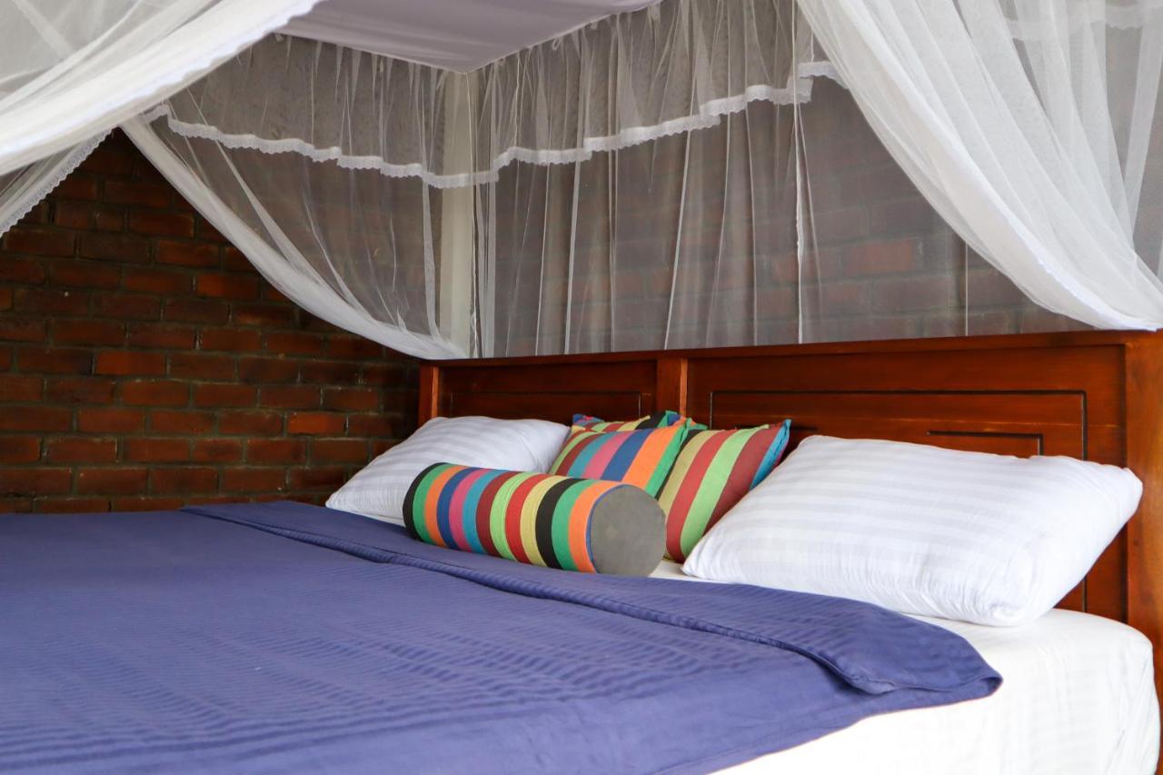Shambala Retreat Panzió Ella Kültér fotó